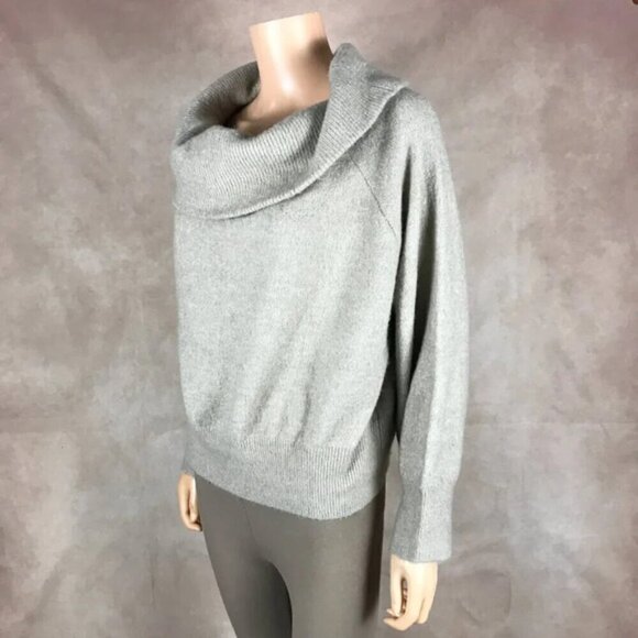 H&M Slouchy Wool Blend Sweater NEW Size Medium - Picture 11 of 11